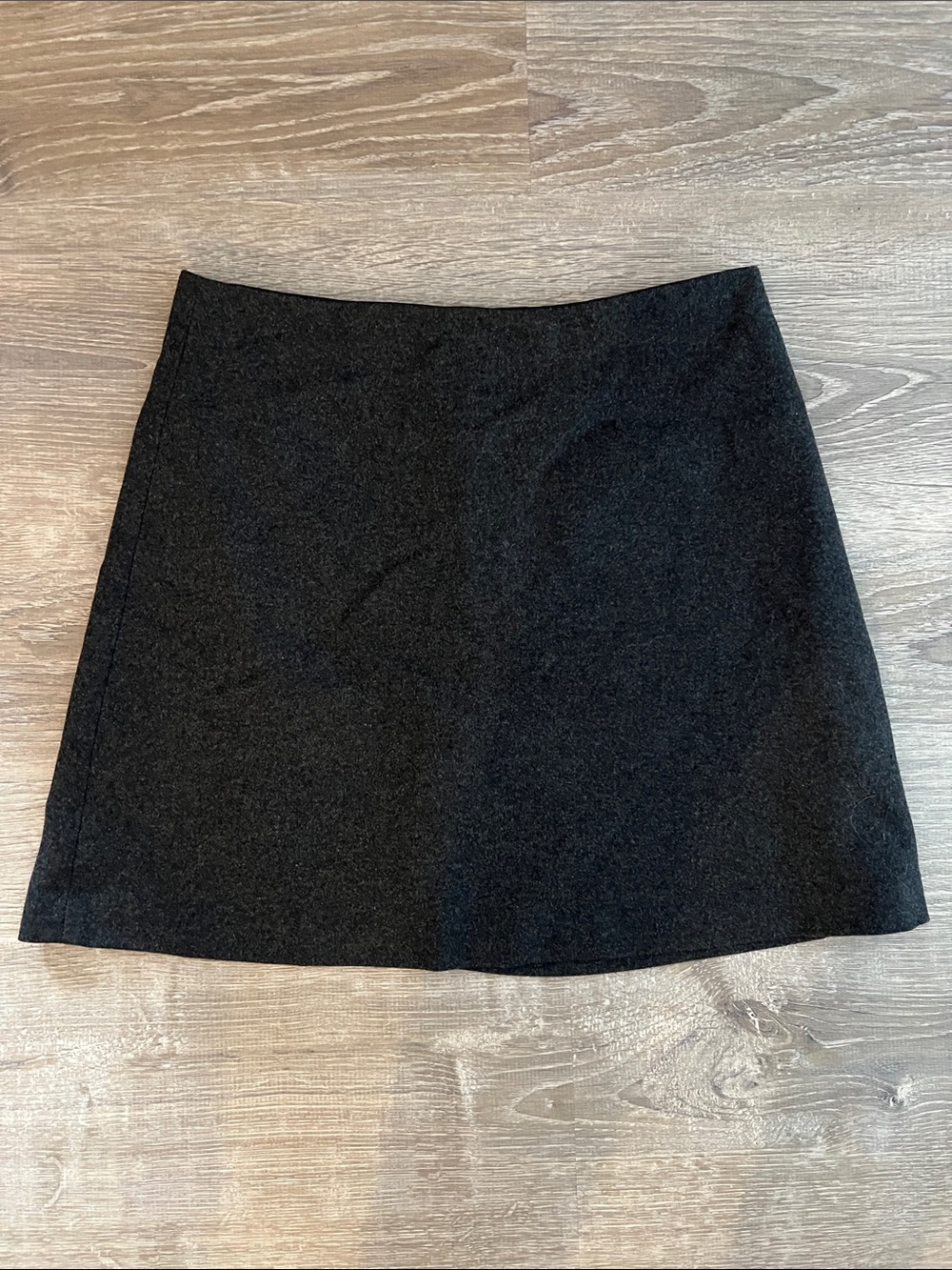 Aritzia Wilfred Black A-Line Mini Skirt